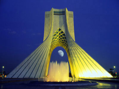 برج آزادی نماد شهر تهران 